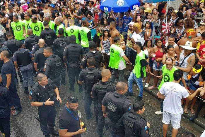 Megablocos do Rio contarão com reforço de mil policiais militares