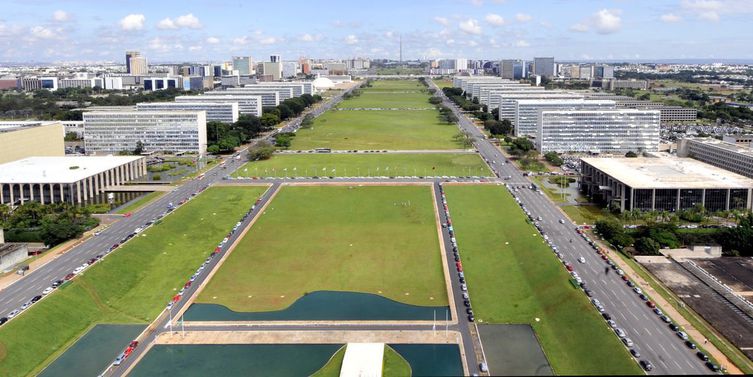 Reforma administrativa fica para 2020, diz Planalto