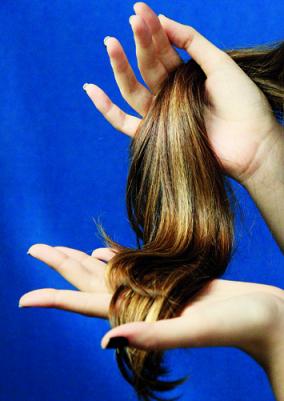 Campanha promove doação de cabelo para pacientes com câncer no Rio